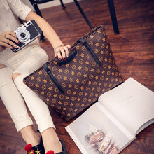 Classic ShoulderLarge  Bags